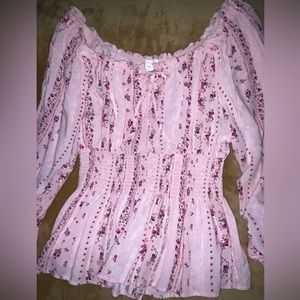 SALE!!! NOBO Long Sleeve Floral Top, Center Tie, Ribbed Center, Flaired Bottom